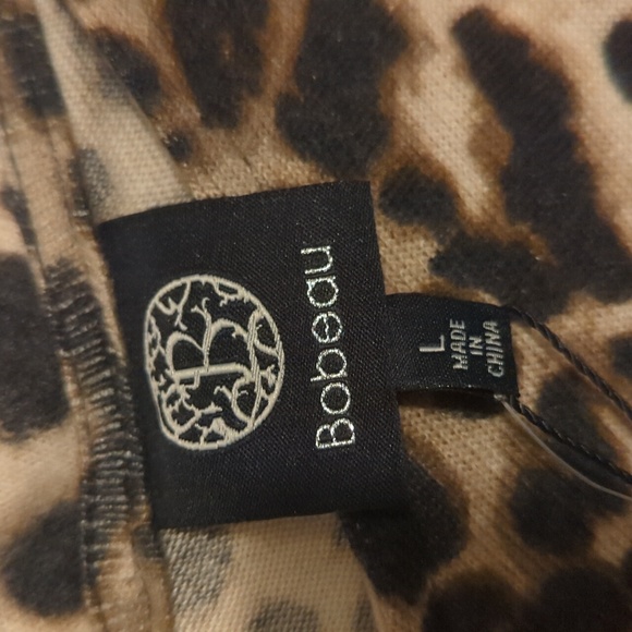 Women's Leopard print Shirt, L - Picture 2 of 5